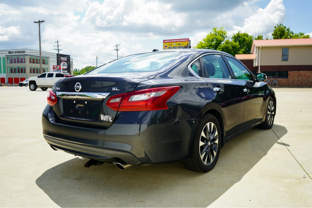 2018 Nissan Altima Image 6