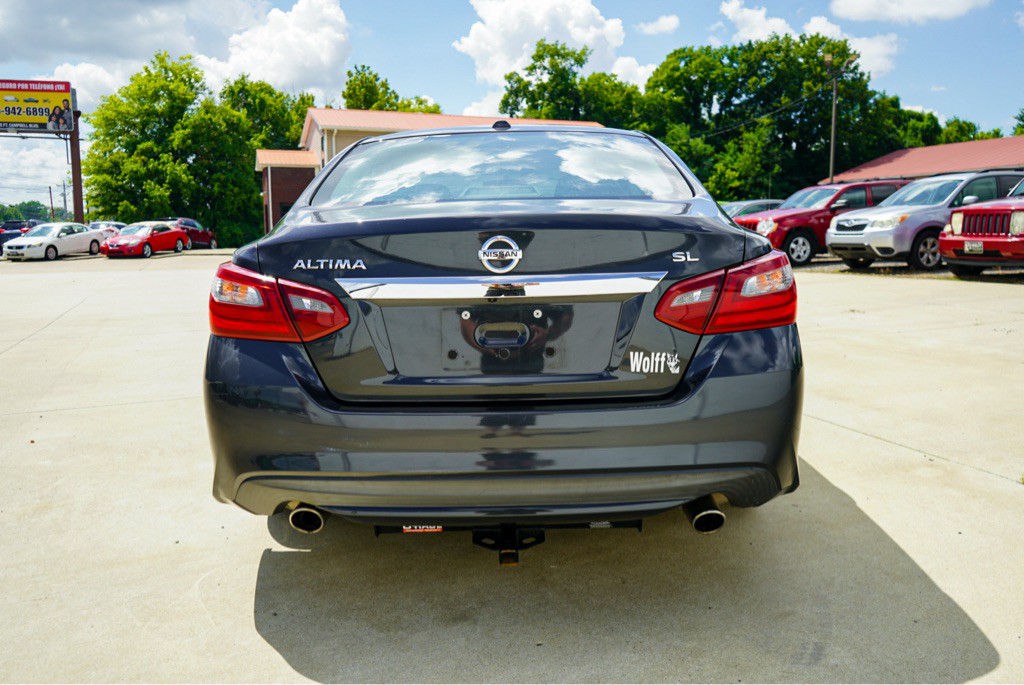 2018 Nissan Altima Image 7