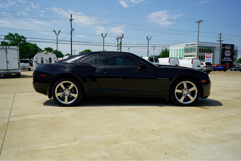 2011 Chevrolet Camaro Image 5