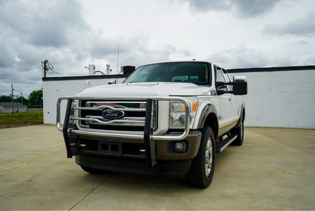2016 Ford F-250 Image 2
