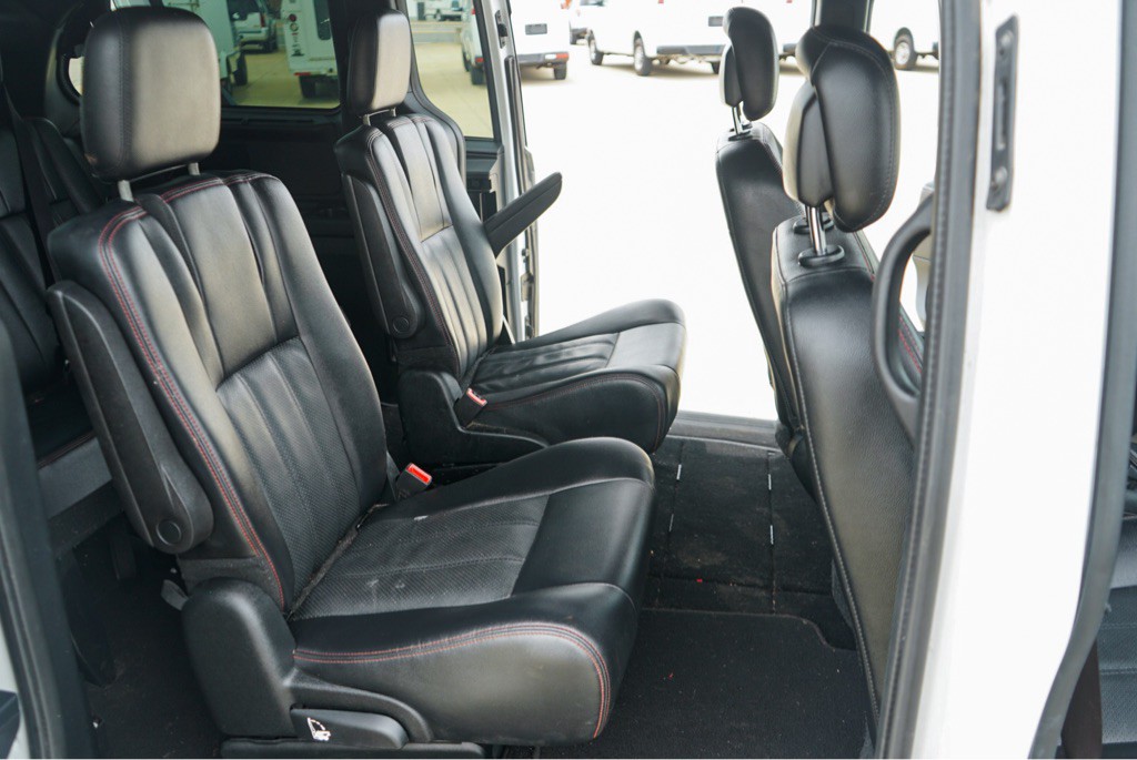 2017 Dodge Grand Caravan Image 11