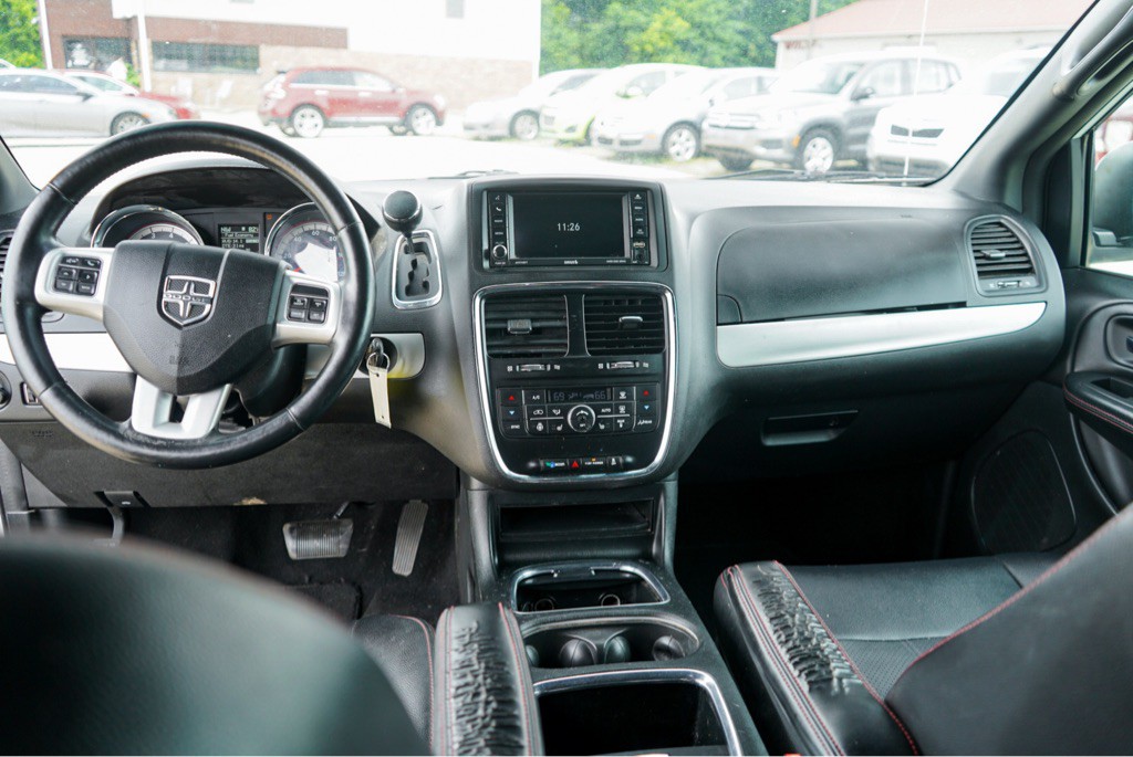 2017 Dodge Grand Caravan Image 14