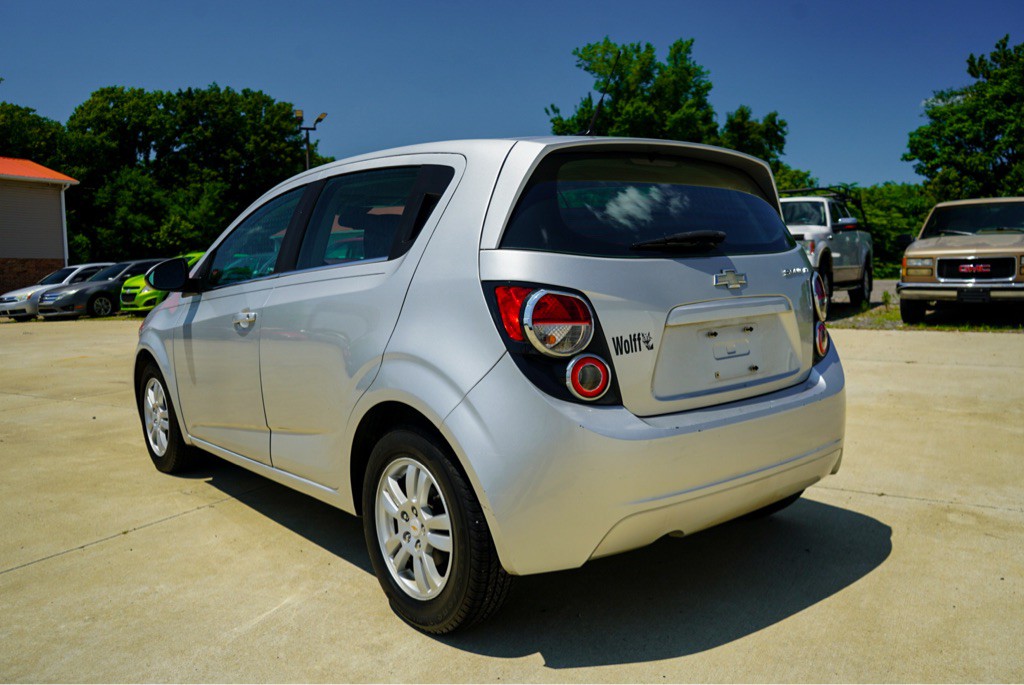 2012 Chevrolet Sonic Image 8