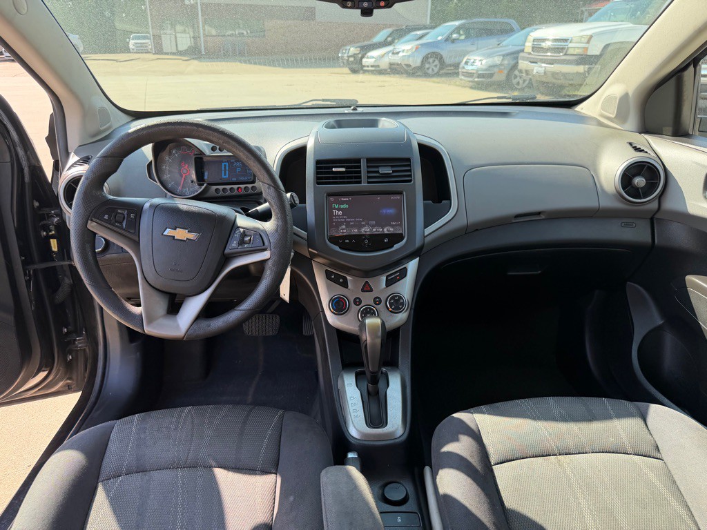 2014 Chevrolet Sonic Image 14