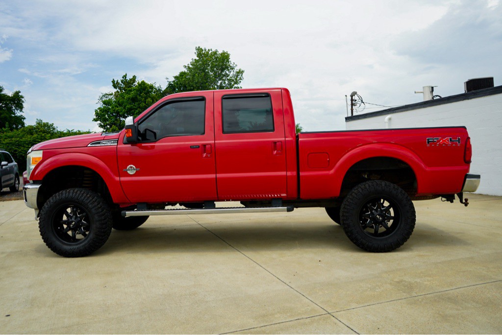 2011 Ford F-250 Image 9