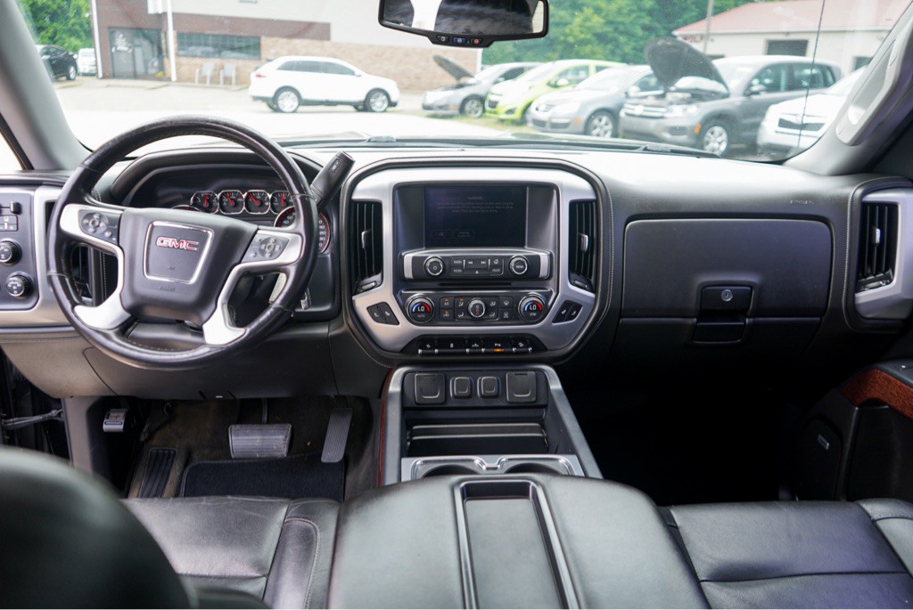2015 GMC Sierra Image 14
