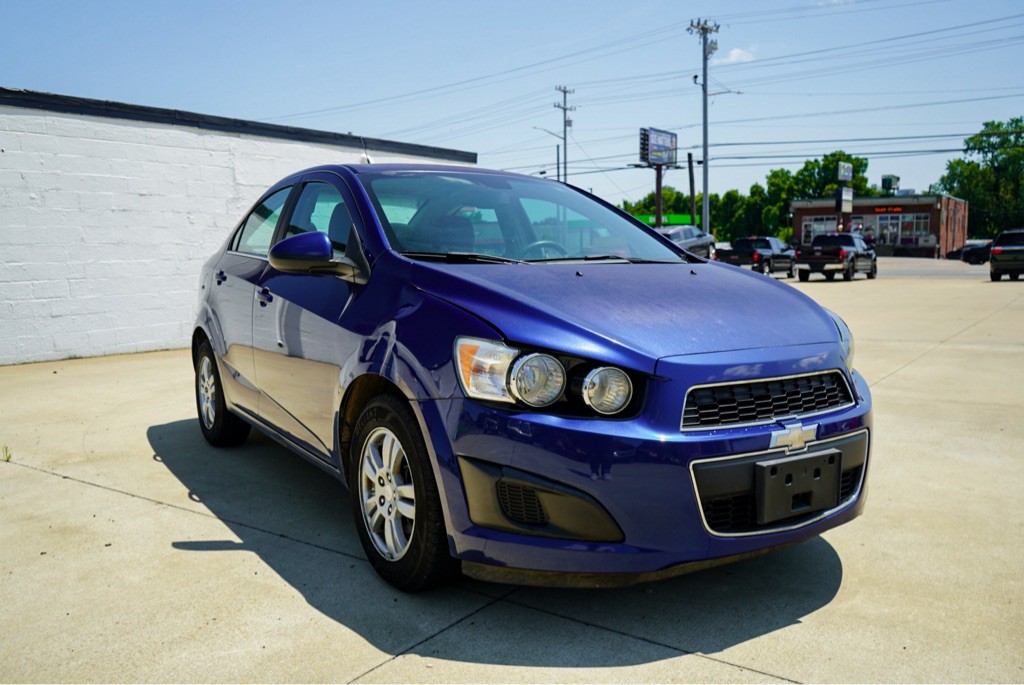 2013 Chevrolet Sonic Image 4