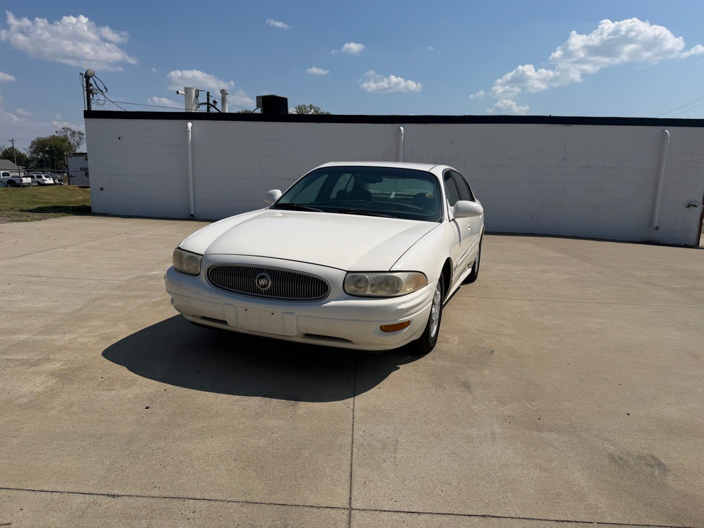2001 Buick LeSabre Image 2