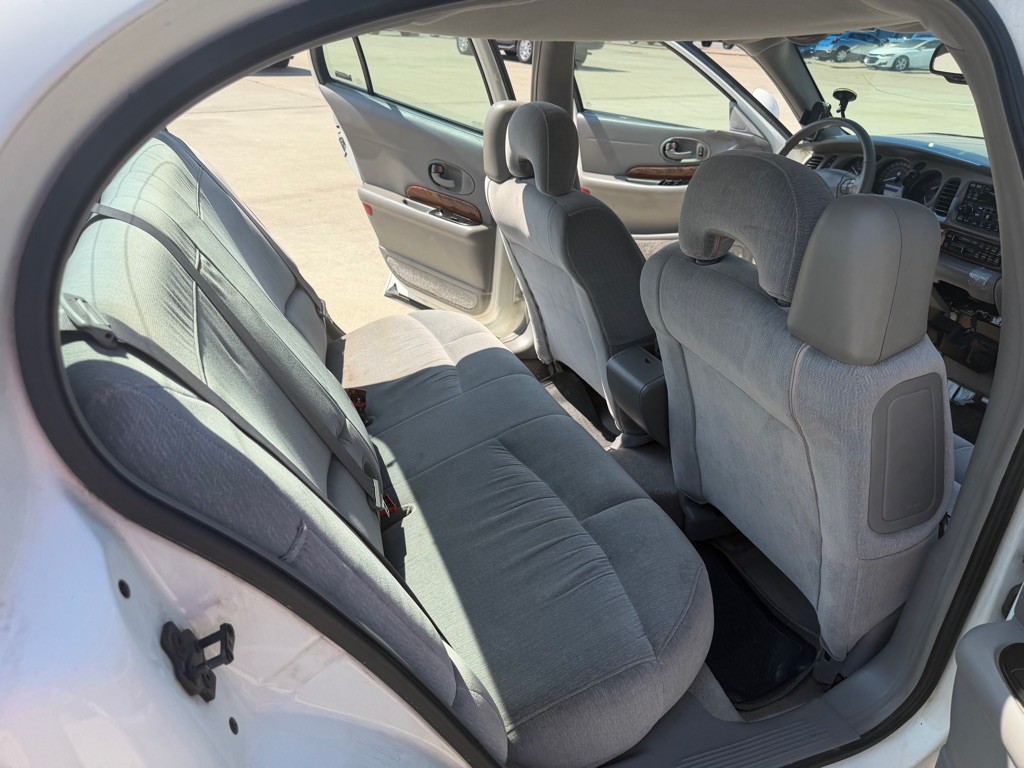 2001 Buick LeSabre Image 11