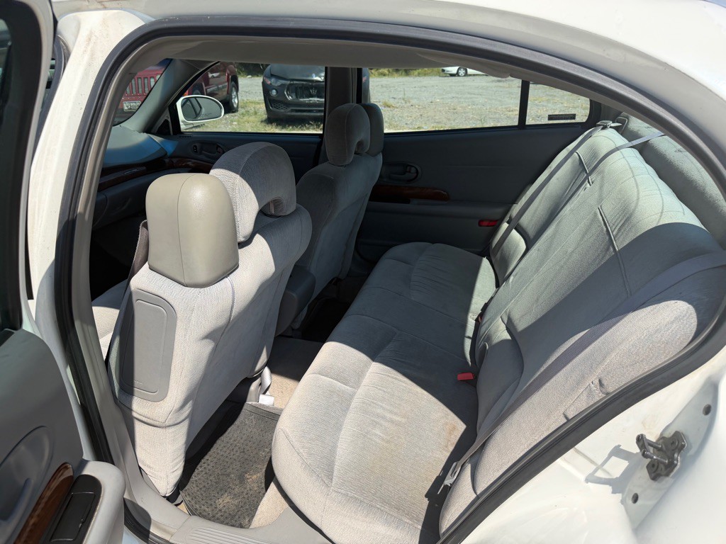 2001 Buick LeSabre Image 12