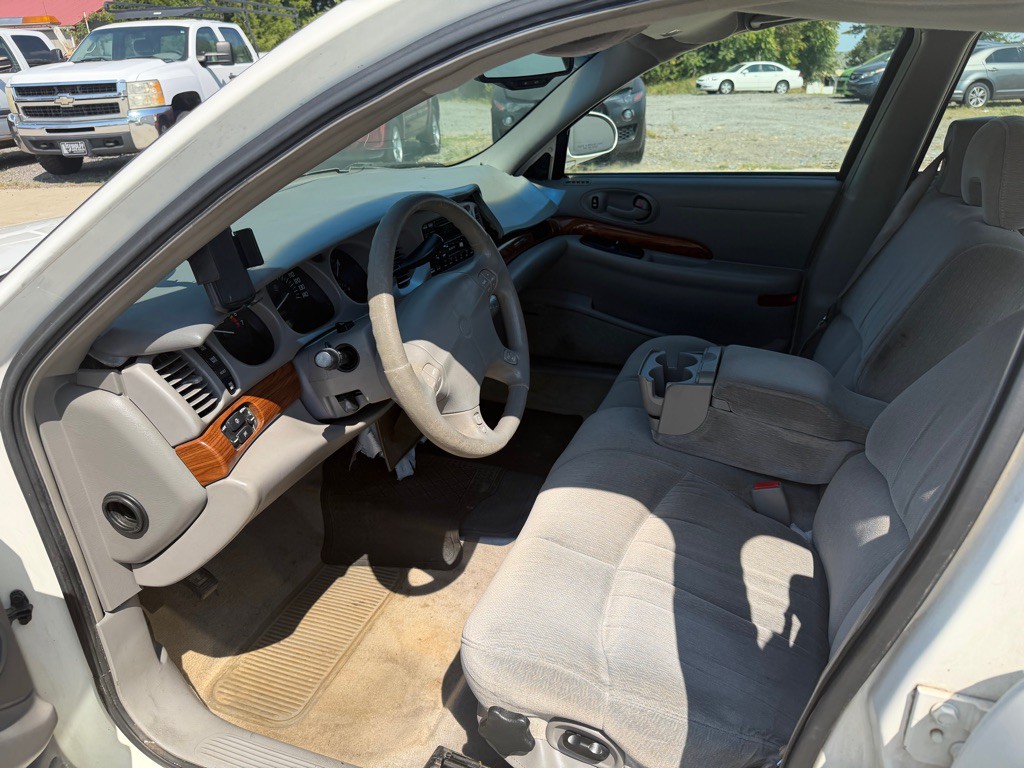 2001 Buick LeSabre Image 13