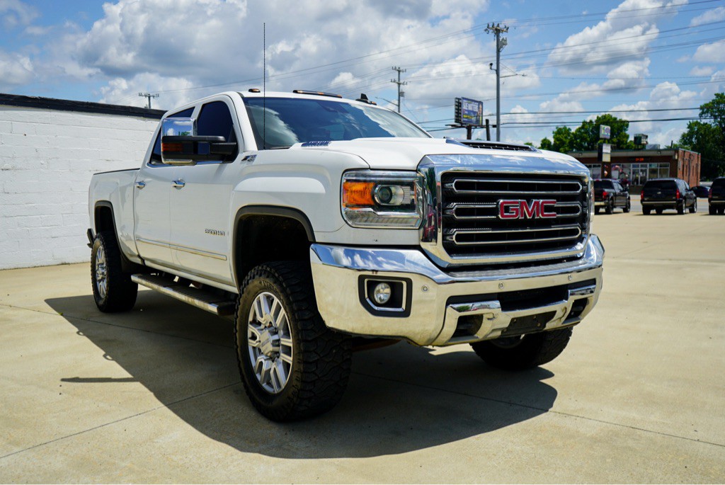 2018 GMC Sierra Image 4