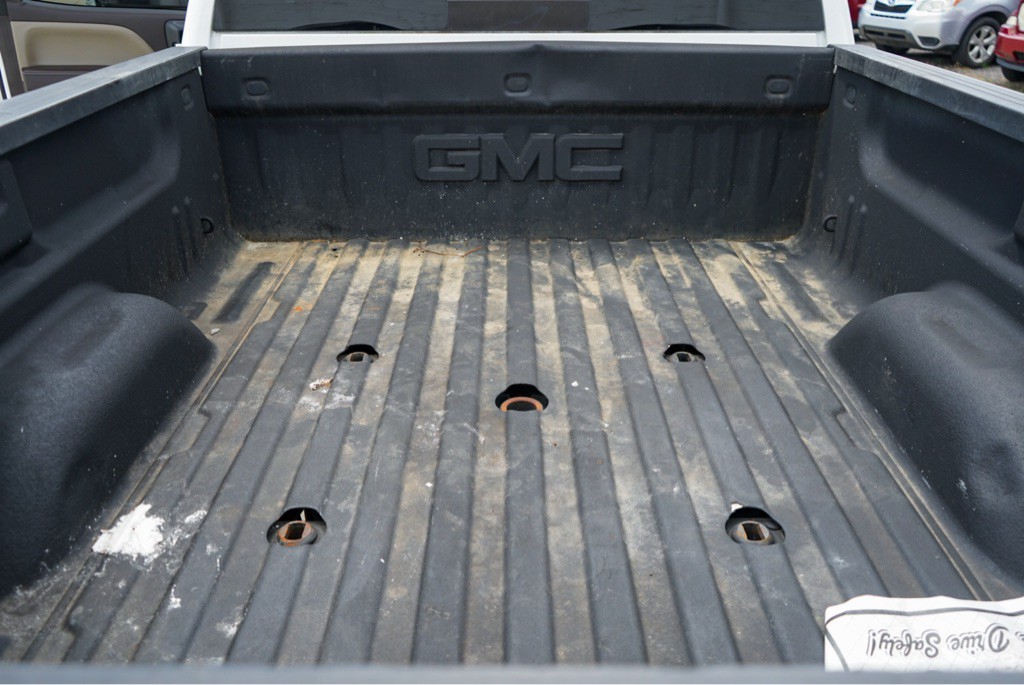 2018 GMC Sierra Image 12