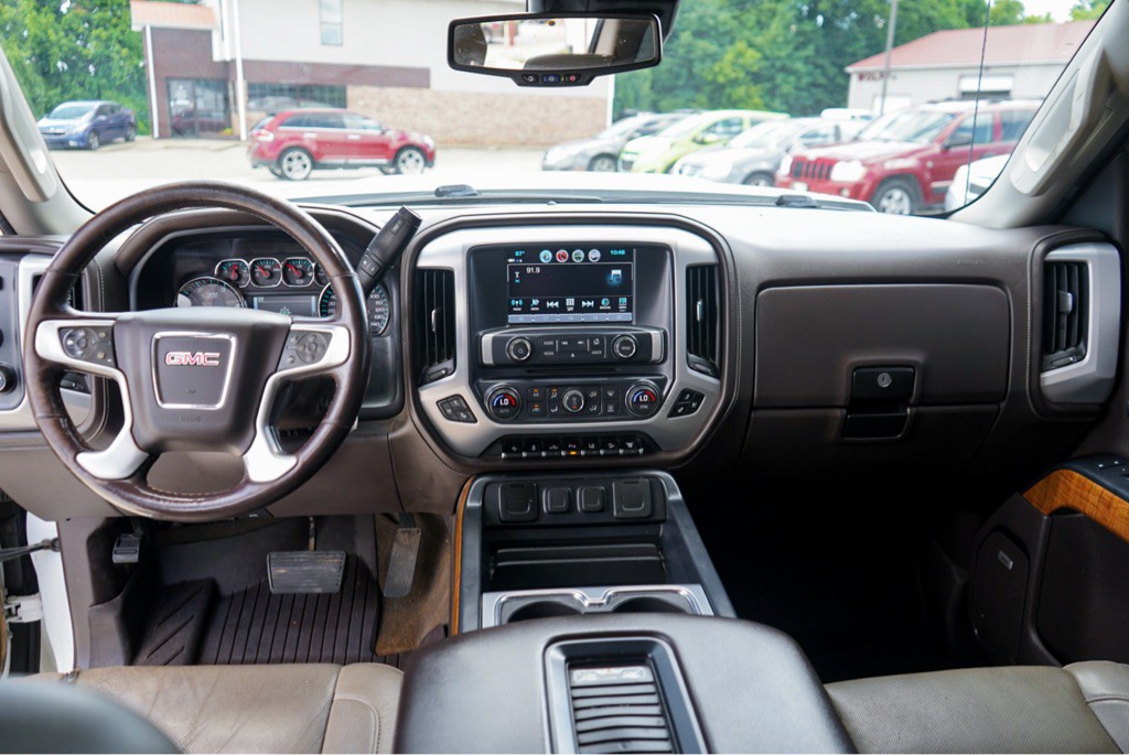 2018 GMC Sierra Image 15