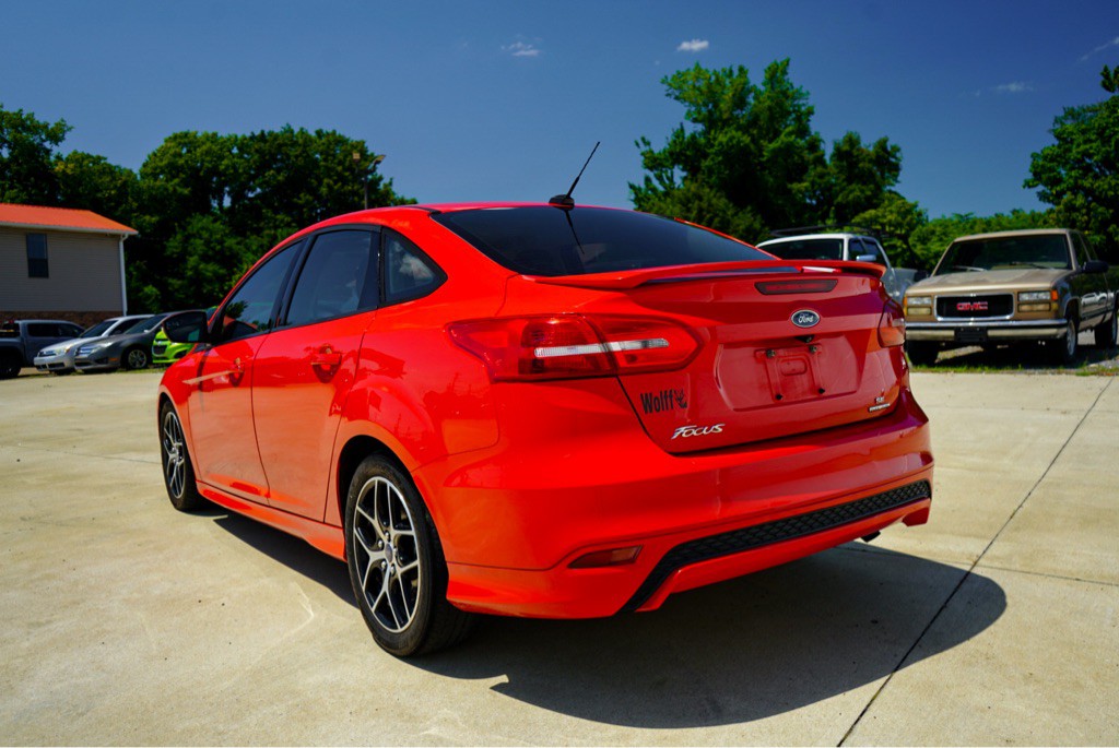 2015 Ford Focus Image 8
