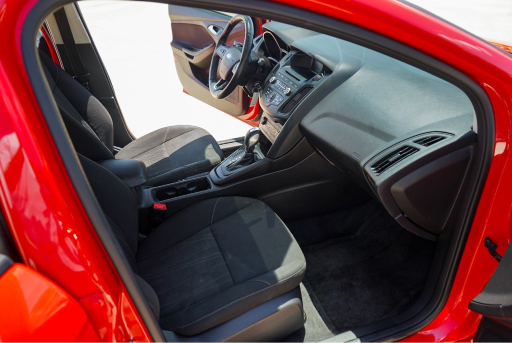 2015 Ford Focus Image 10