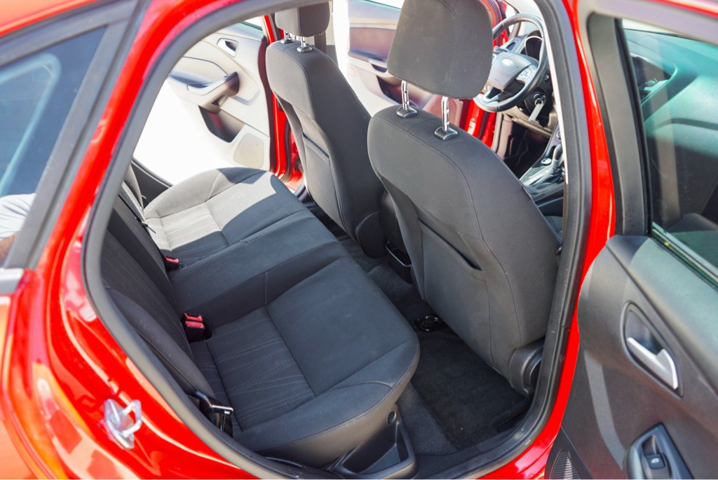 2015 Ford Focus Image 11