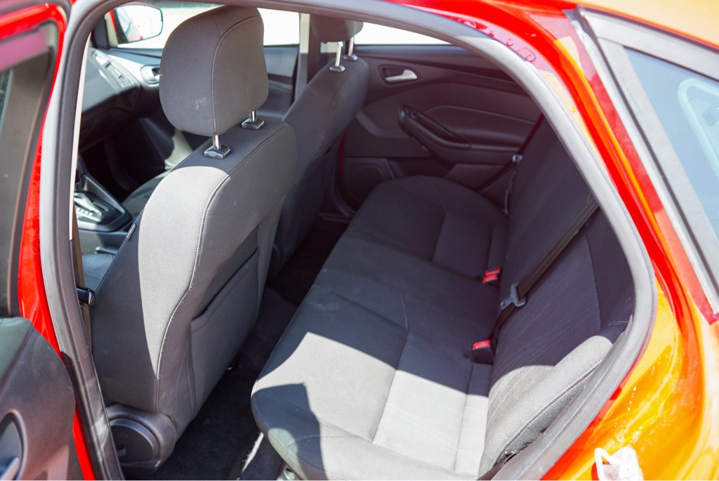 2015 Ford Focus Image 12