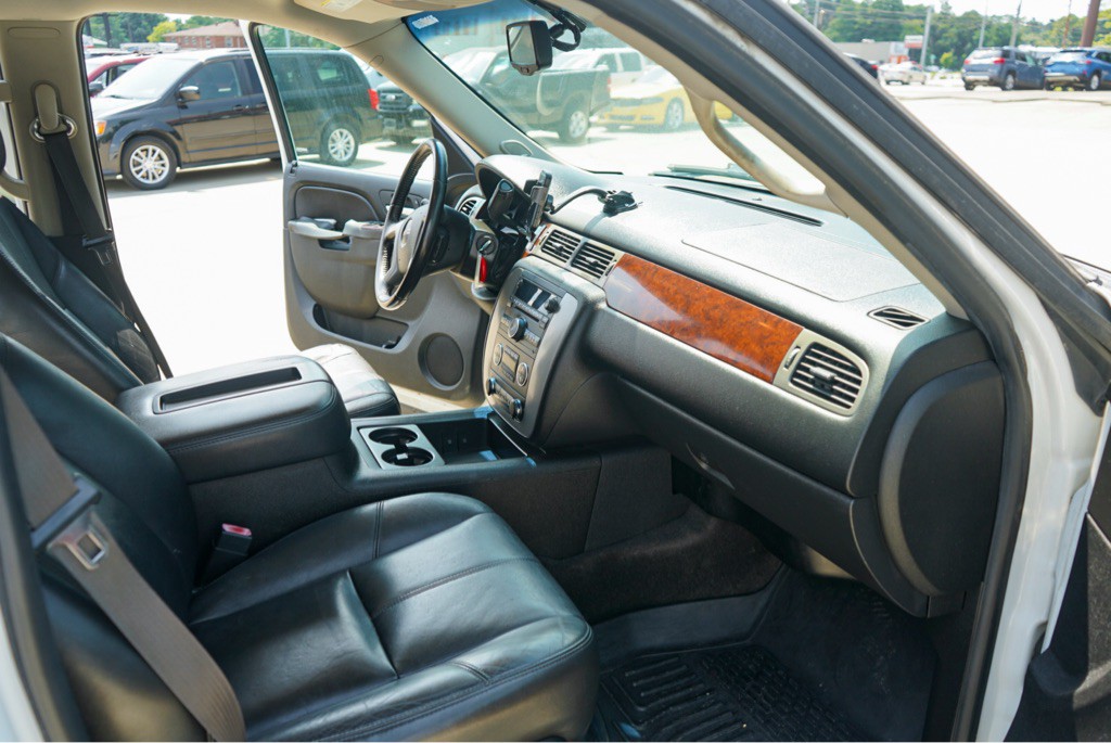 2014 GMC Yukon Image 10