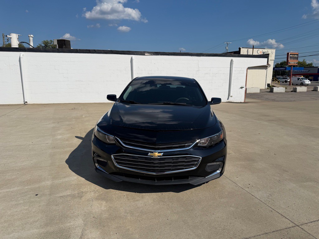 2018 Chevrolet Malibu Image 3