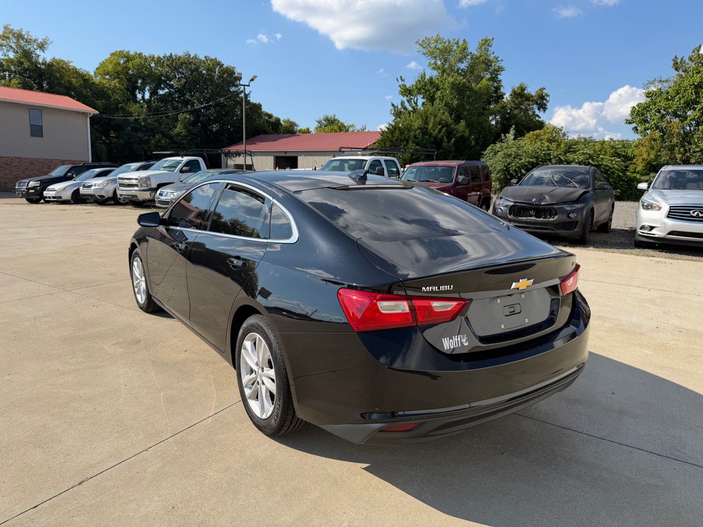 2018 Chevrolet Malibu Image 8