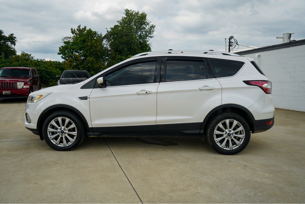 2017 Ford Escape Image 9