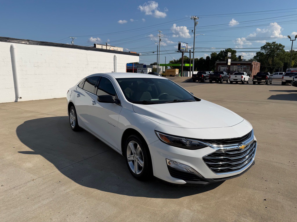2023 Chevrolet Malibu Image 4