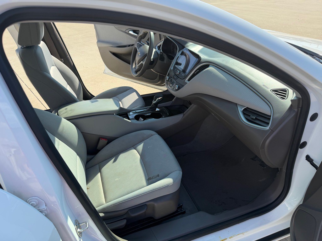 2023 Chevrolet Malibu Image 10