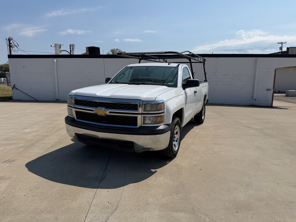 2014 Chevrolet Silverado 1500 Image 2
