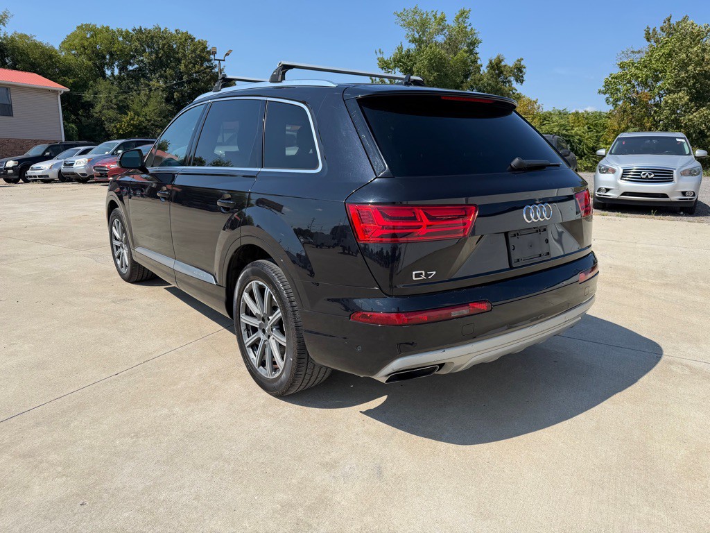 2019 Audi Q7 Image 8
