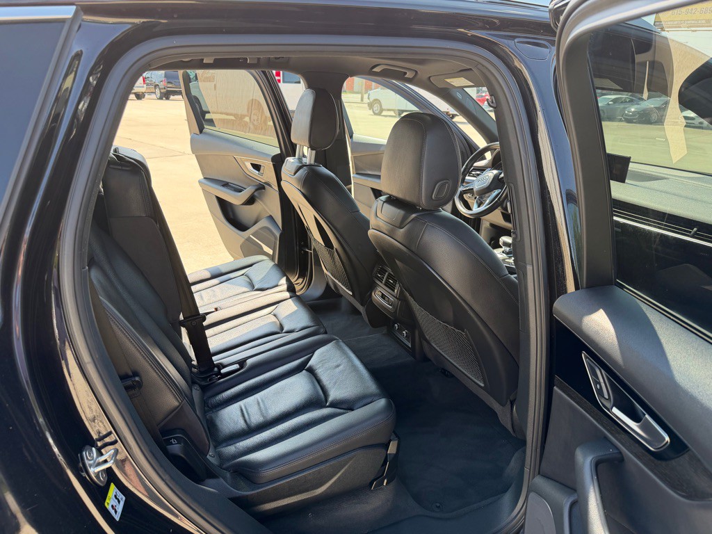 2019 Audi Q7 Image 11