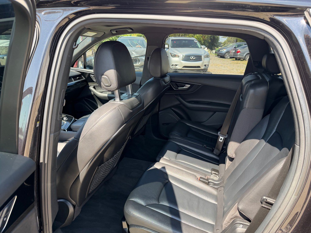 2019 Audi Q7 Image 12