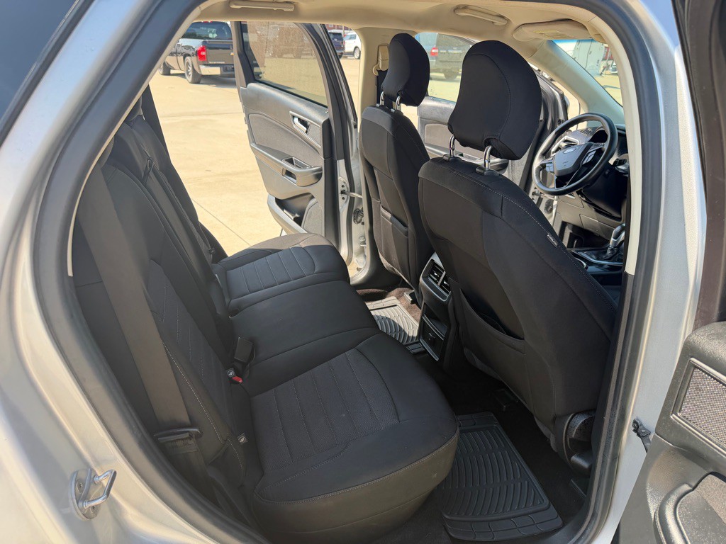 2015 Ford Edge Image 11