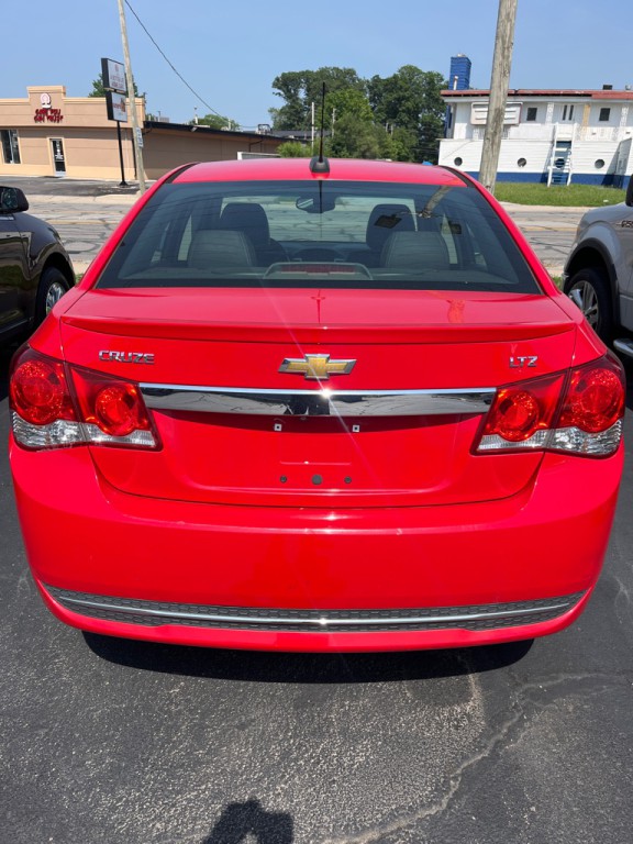 2015 Chevrolet Cruze Image 4