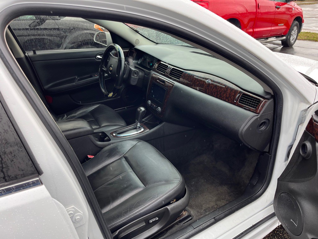 2013 Chevrolet Impala Image 8