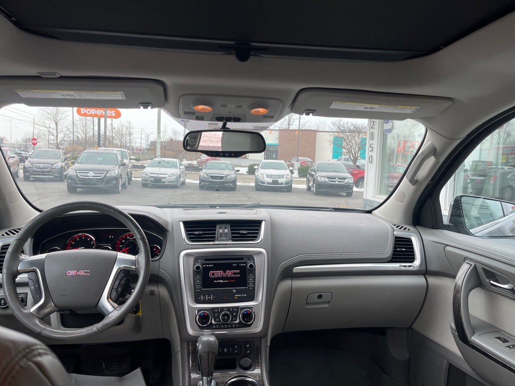 2013 GMC Acadia Image 9