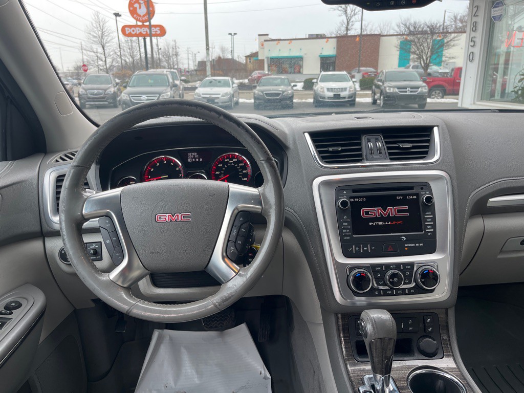 2013 GMC Acadia Image 10
