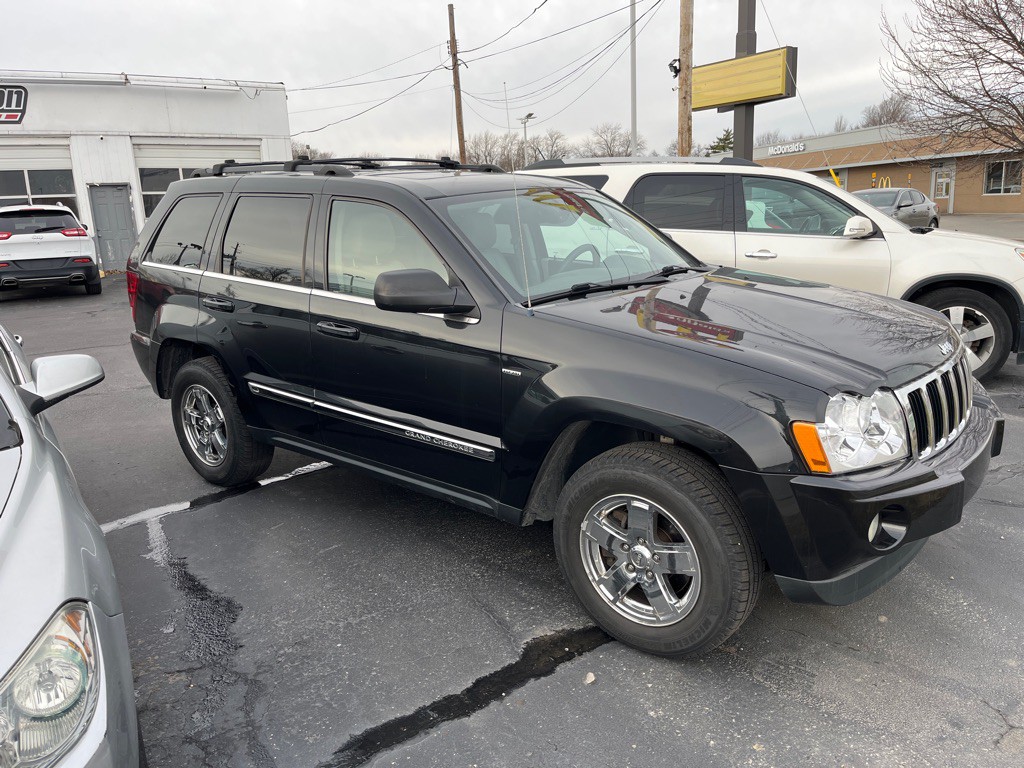 2005 Jeep Grand Cherokee Image 3