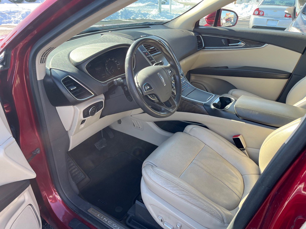 2016 Lincoln MKX Image 8