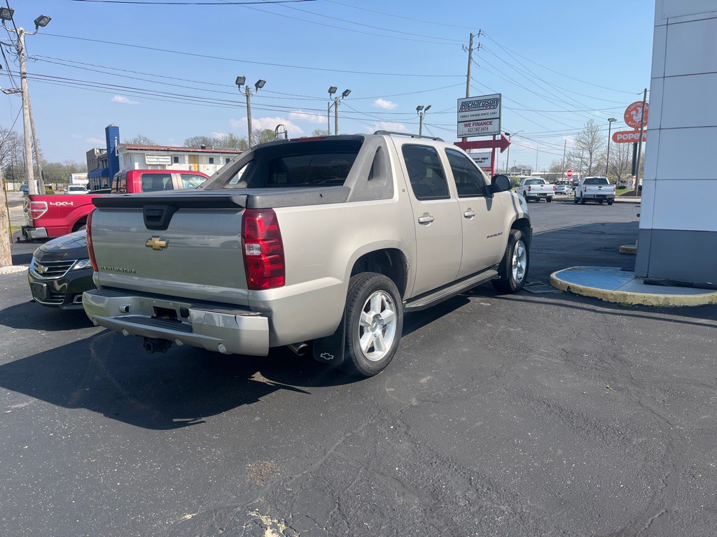 2007 Chevrolet Avalanche Image 4