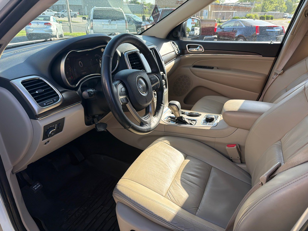 2016 Jeep Grand Cherokee Image 9