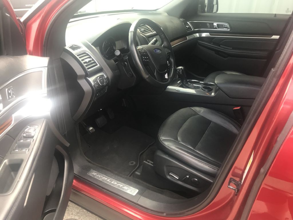2018 Ford Explorer Image 4