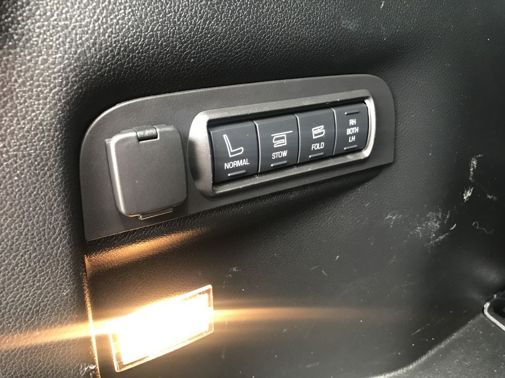 2018 Ford Explorer Image 8
