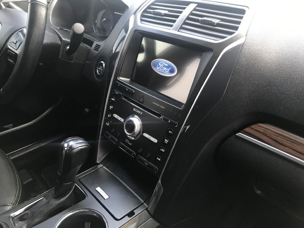 2018 Ford Explorer Image 9