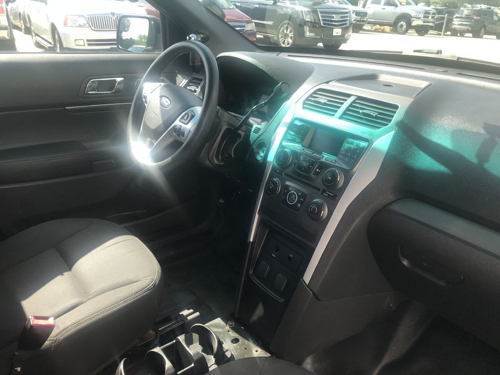 2015 Ford Explorer Image 8
