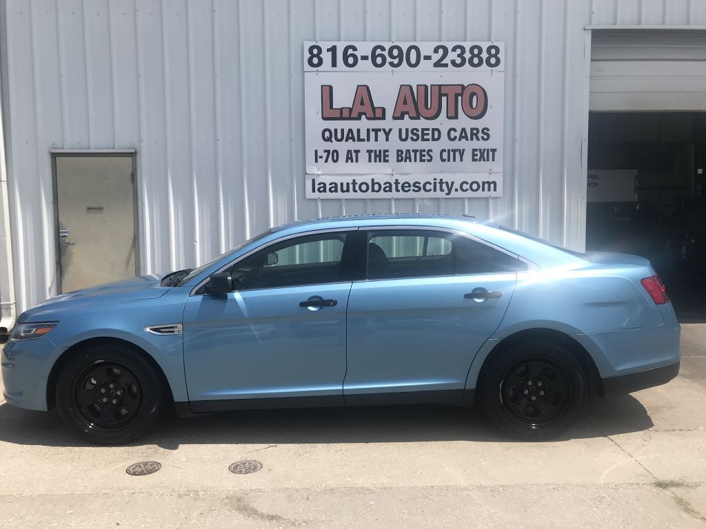 2017 Ford Taurus Image 1