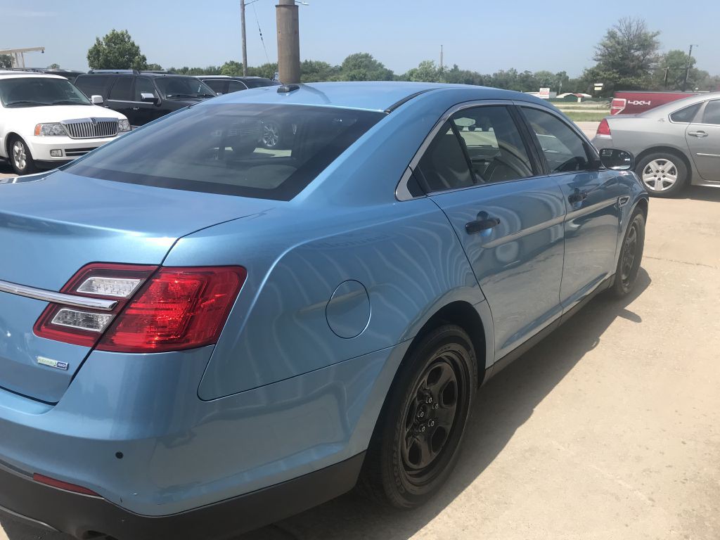 2017 Ford Taurus Image 10