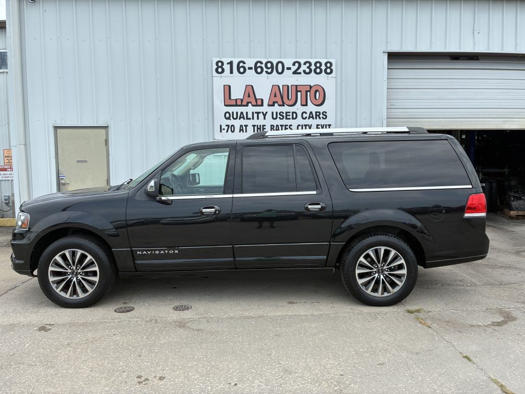 2015 Lincoln Navigator Image 1