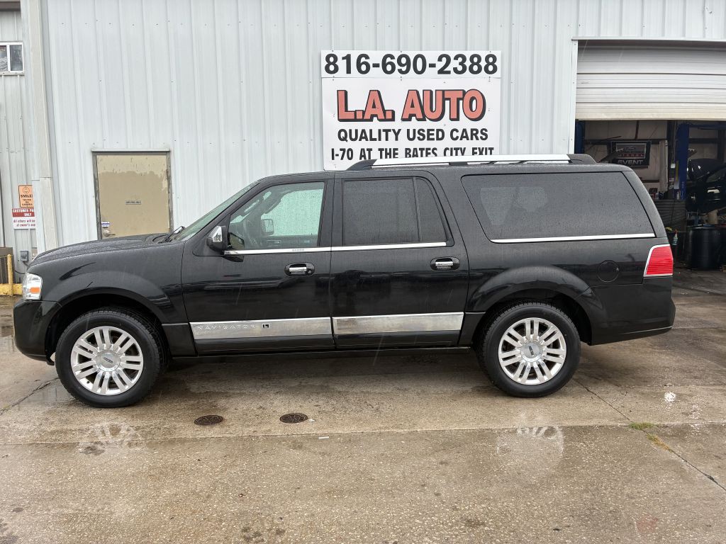 2013 Lincoln Navigator Image 1
