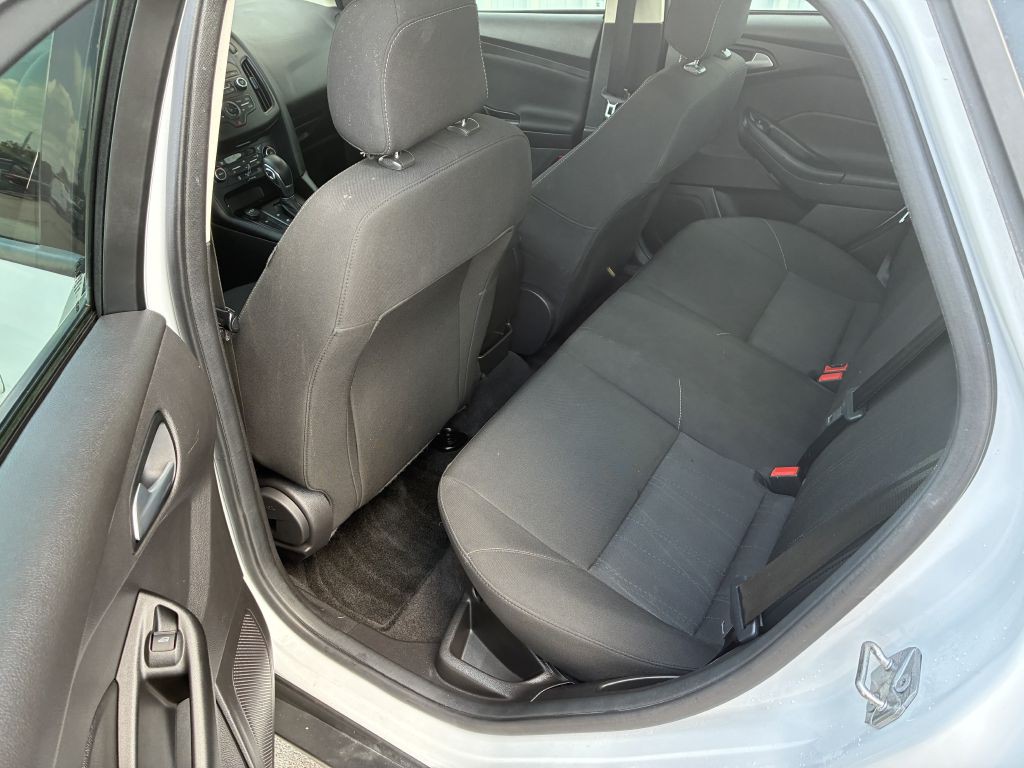 2018 Ford Focus Image 5